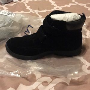 Brand new all weather kids boot